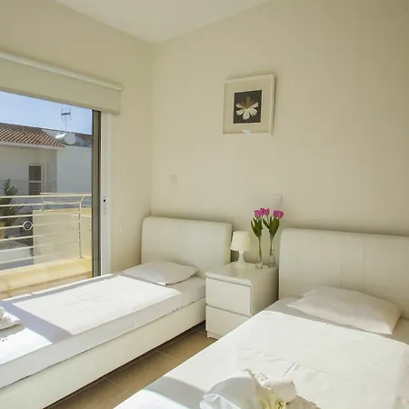 Artemis Delfini Villa
